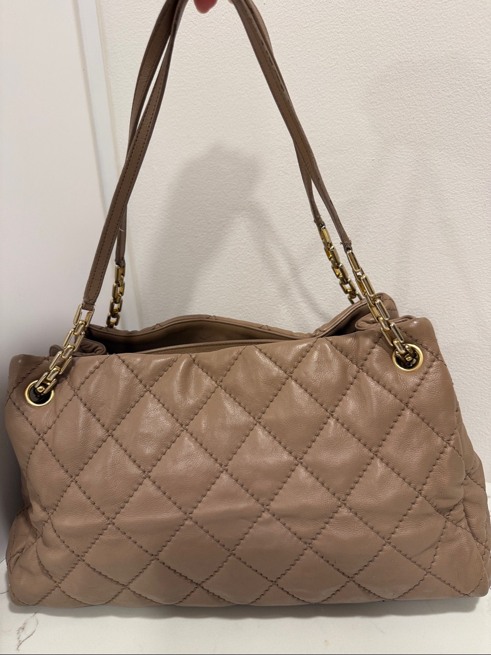 Chanel Quilted Leather Shoulder Bag - Picture 3 of 15